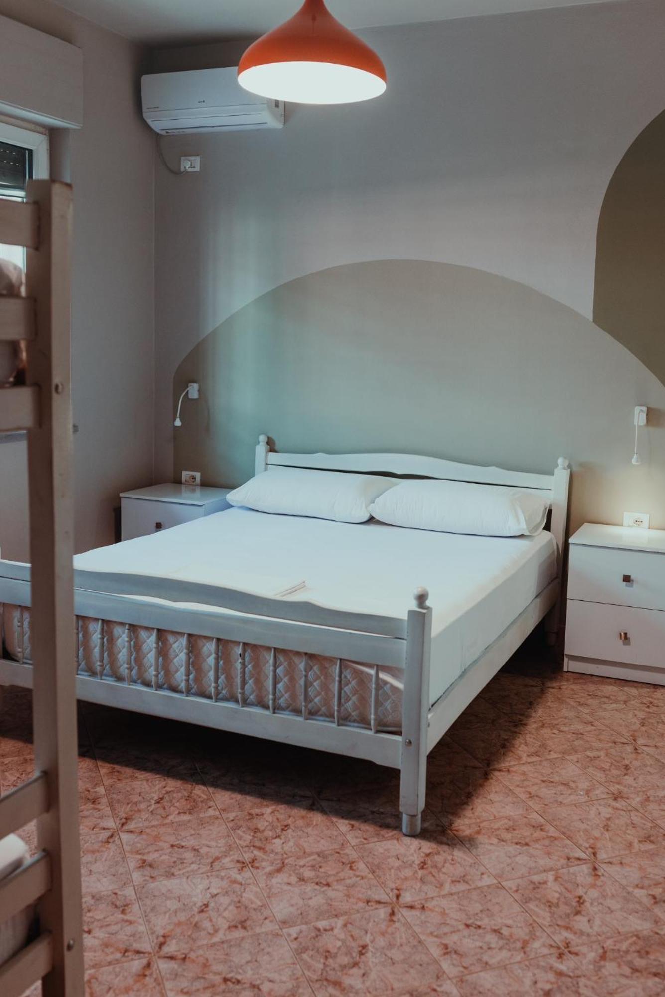 Bed Station Hostel & Bar Shkoder Exterior photo